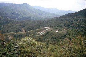 Landschaft auf dem Weg nach Cao Bang