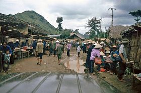 Markt zwischen Cao Bang und chinesischer Grenze